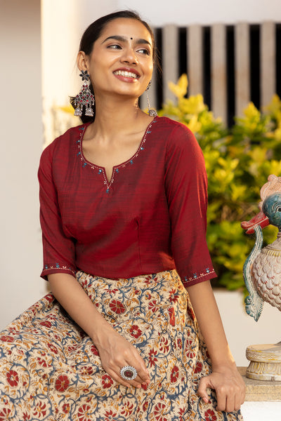 Kalamkari Skirtset with Solid Top with Embroidered Neckline Maroon Beige