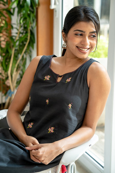 All Over Floral Embroidered Kurta Black