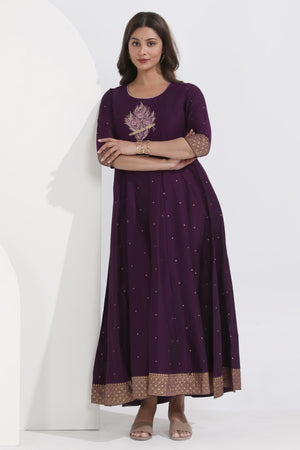 Mayilpeeli Embroidered & Printed Purple Anarkali