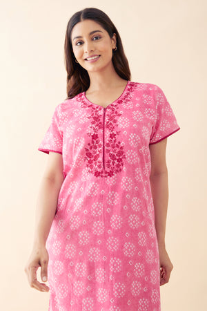 Bandhani Painted & Embroidered Nighty - Pink