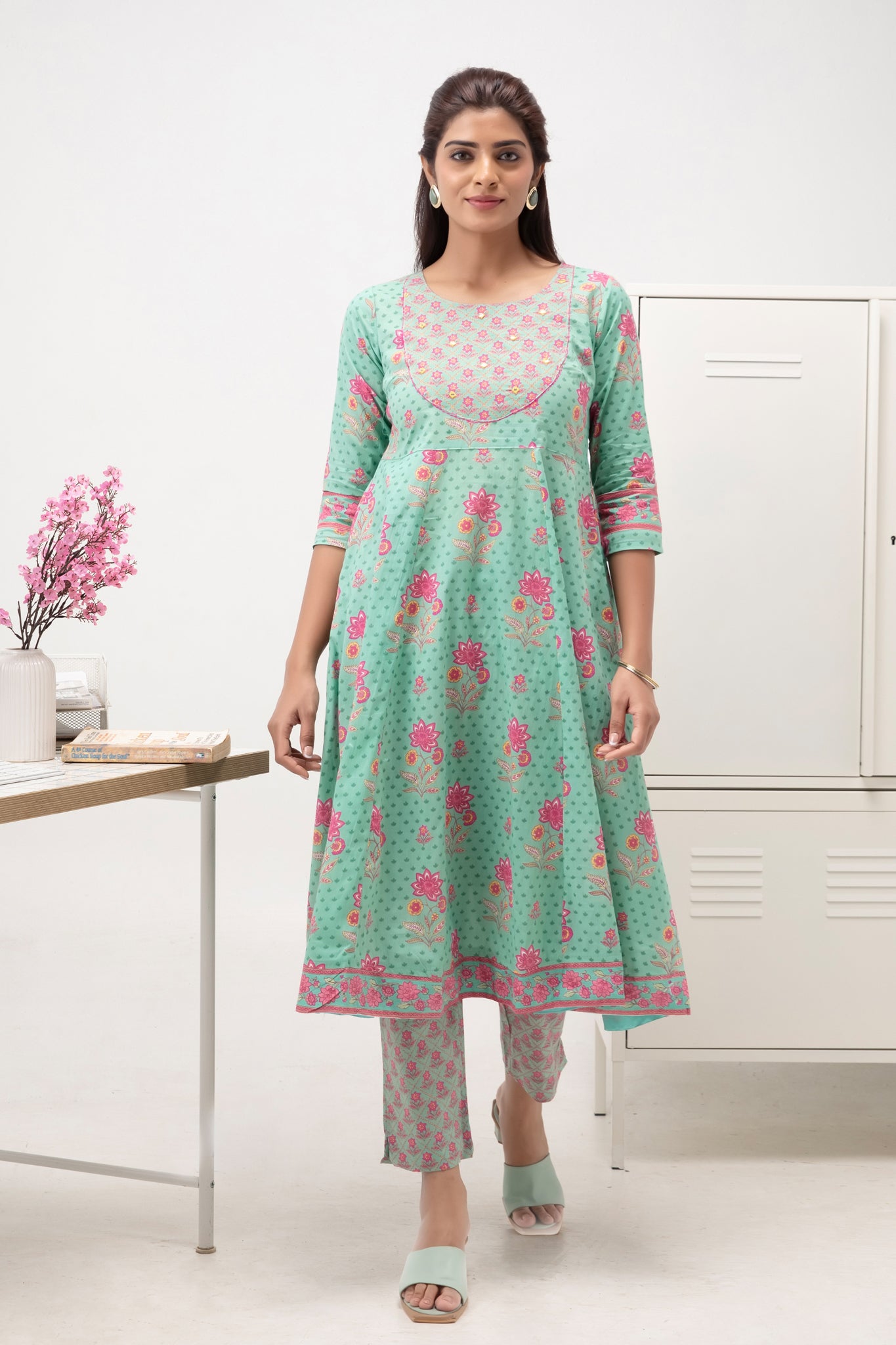 Green Floral Kurta Pant Set