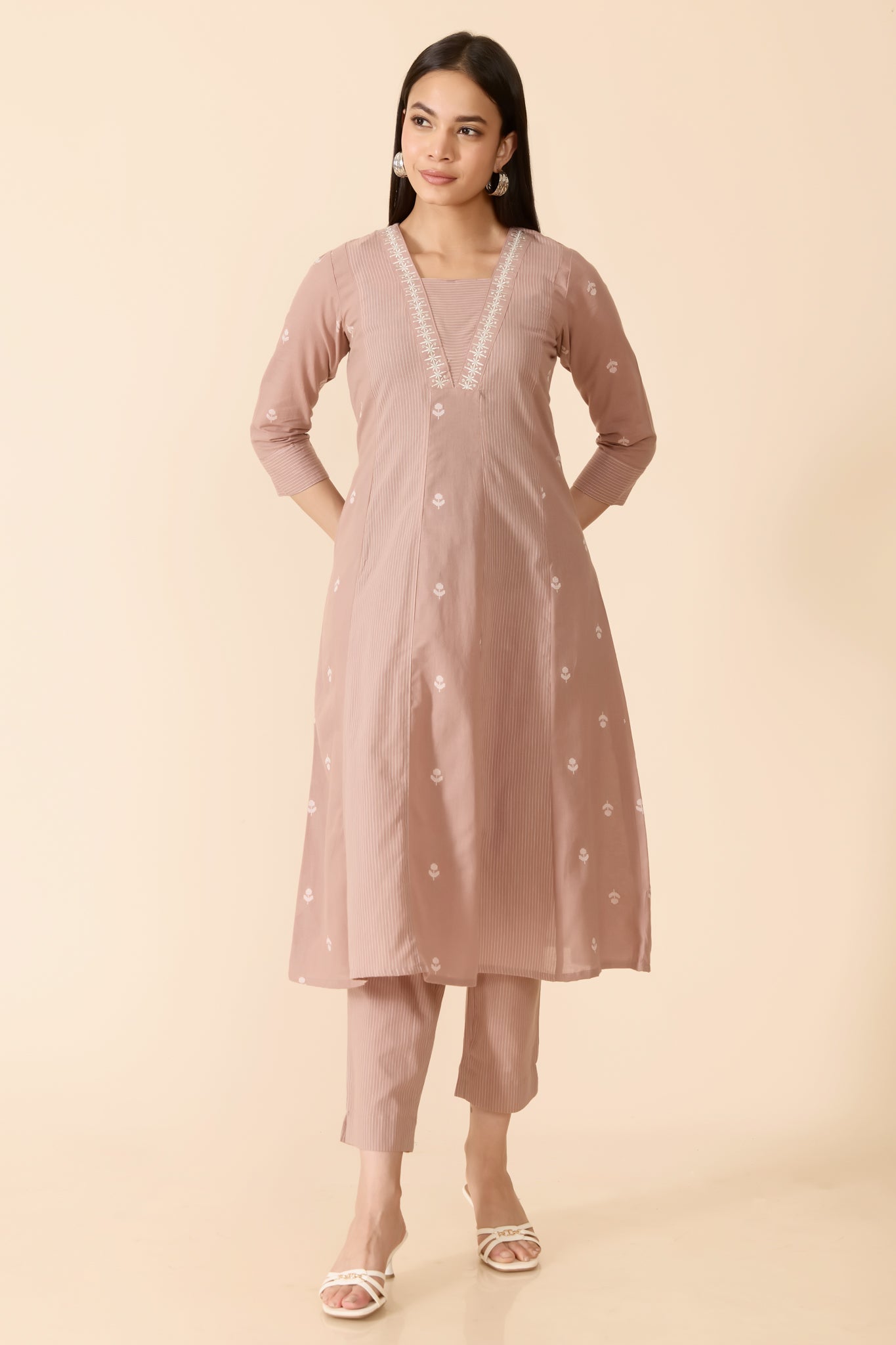 BEIGE DOBBY COTTON KURTA PANT SET