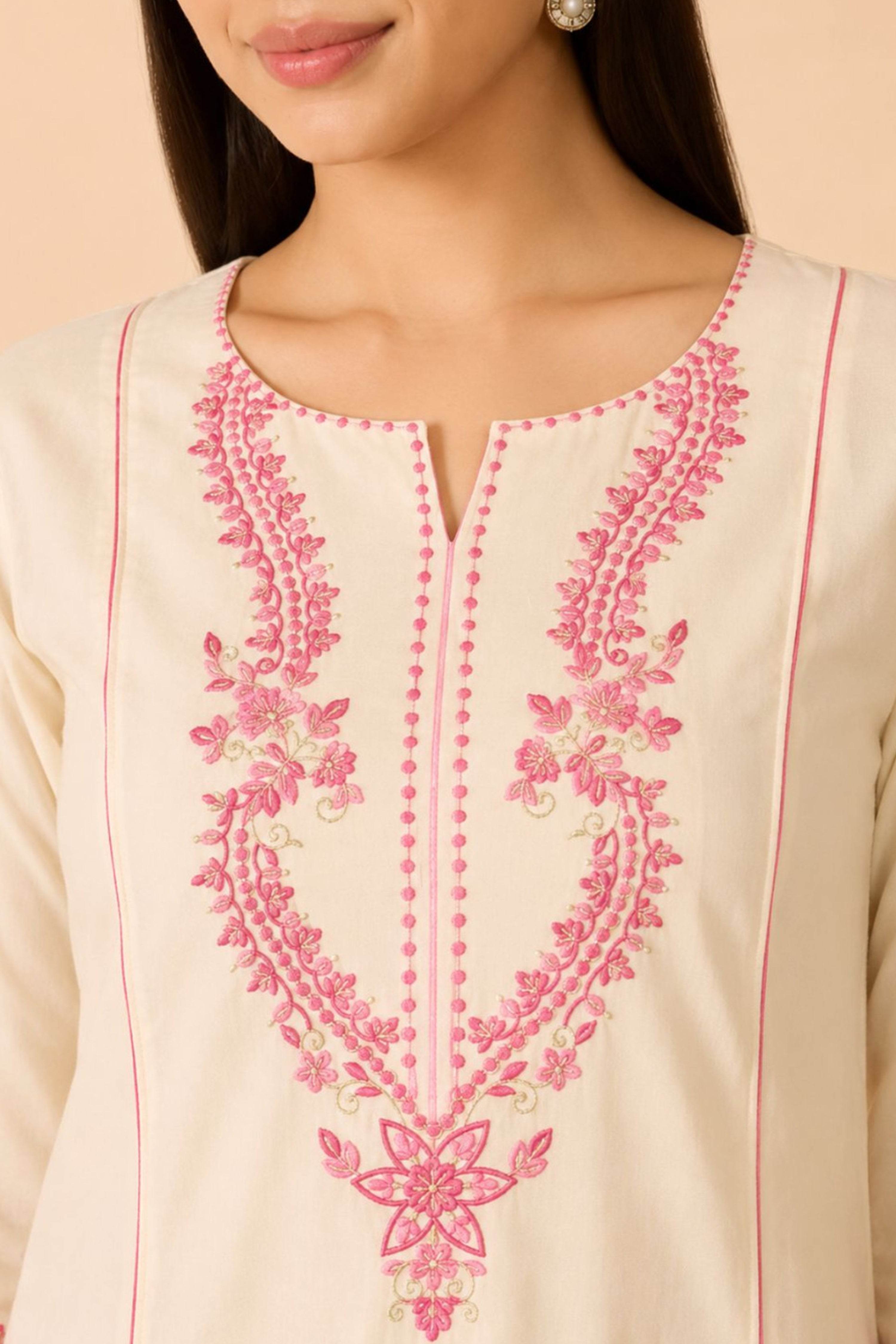 Off White Floral Embroidered Chandheri Kurta Pant Set
