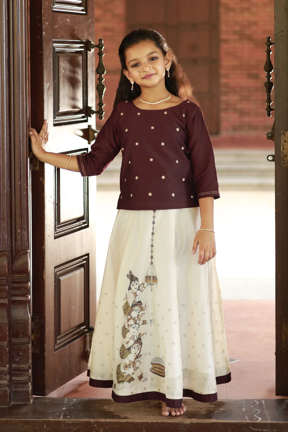 Krishna Makhan Chor Leela Mural Printed Kids Skirtset Brown Off White