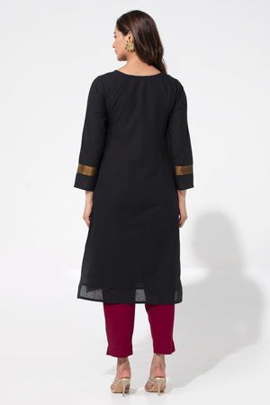 Black Solid Straight Nagari Kurta with Manglakeri Yoke