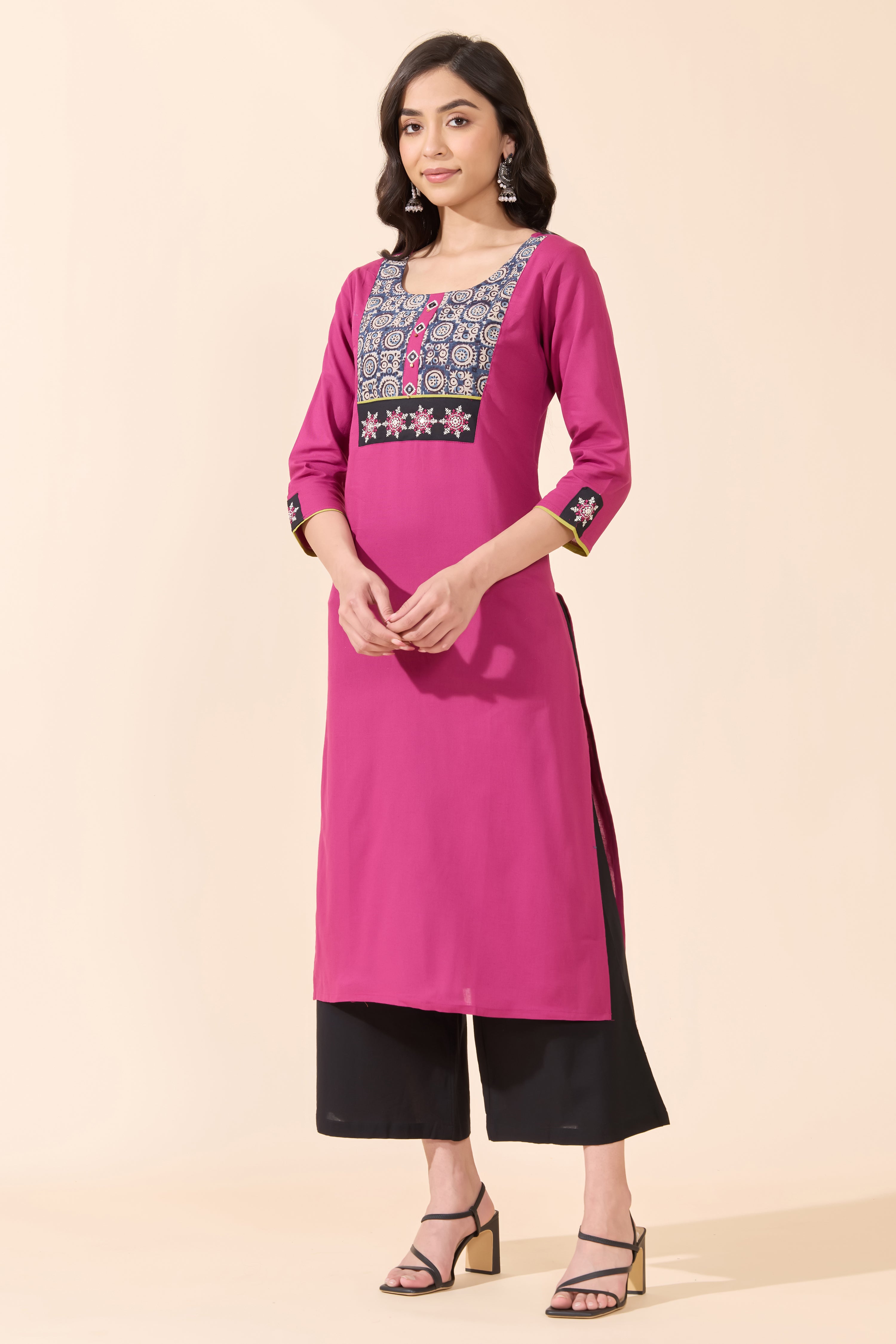 PINK STRAIGHT-CUT KURTA WITH KALAMKARI SQUARE YOKE