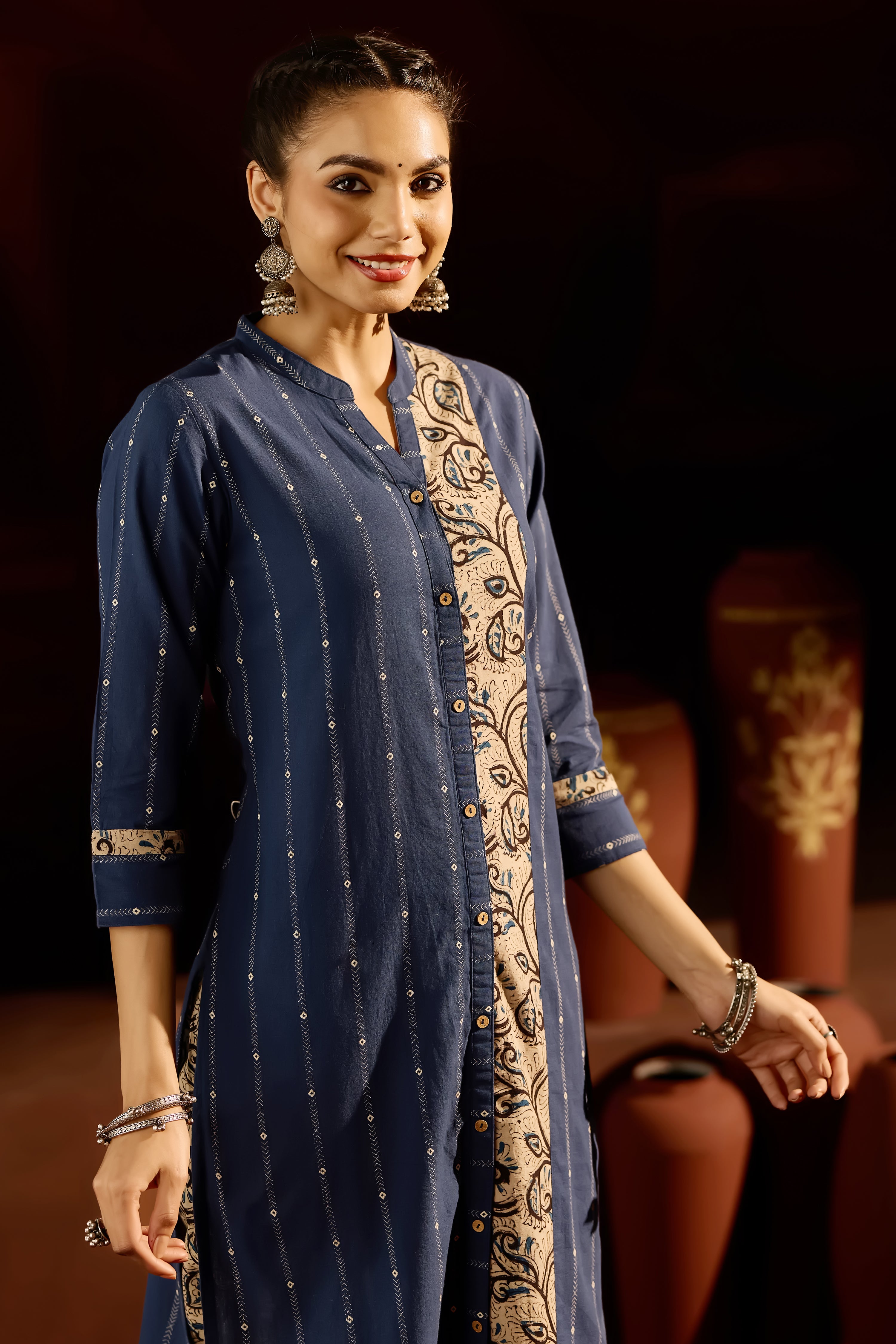 NAVY KALAMKARI STRAIGHT CUT KURTA