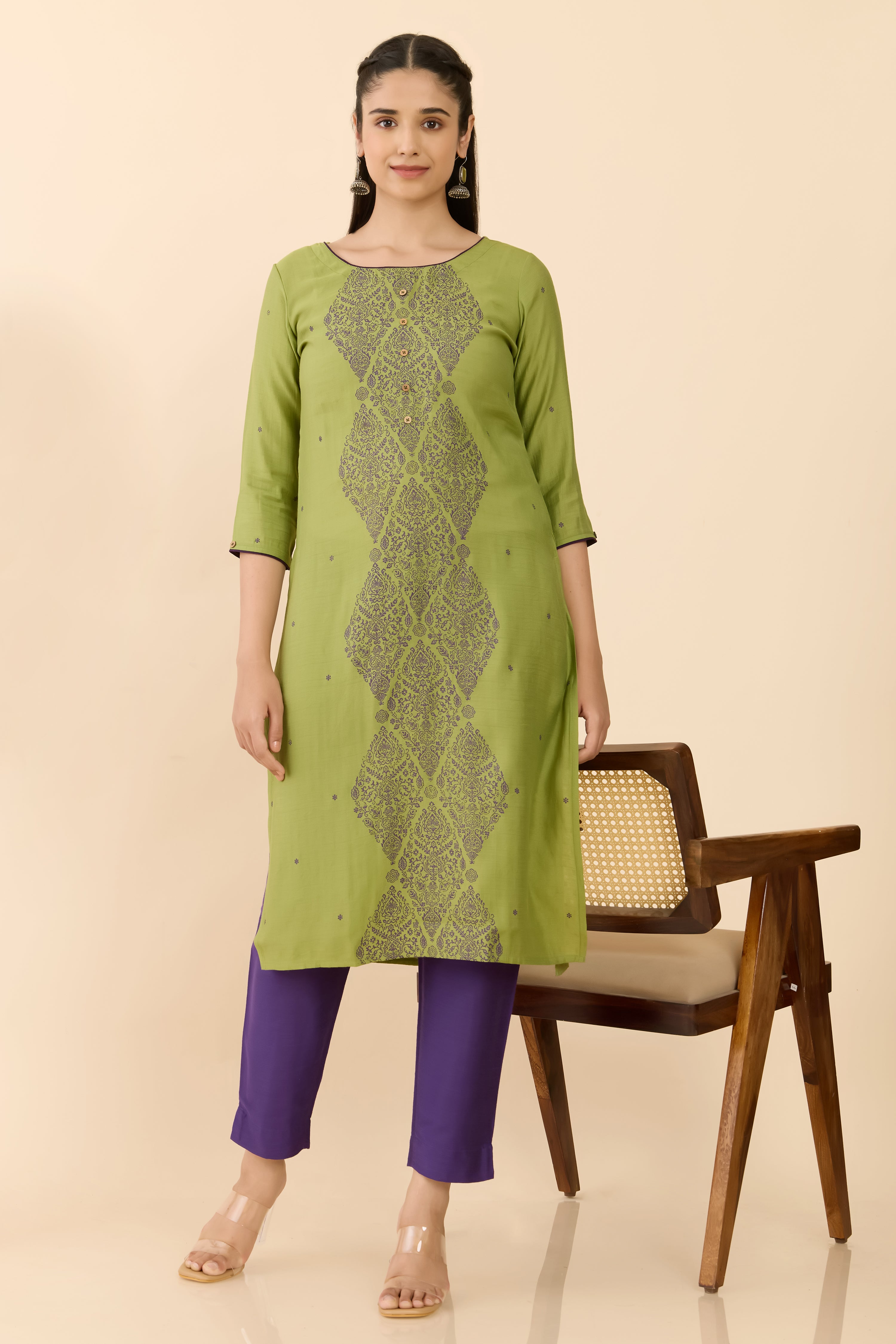GREEN MUGHAL FLORAL PRINTED STRAIGHT CUT KURTA
