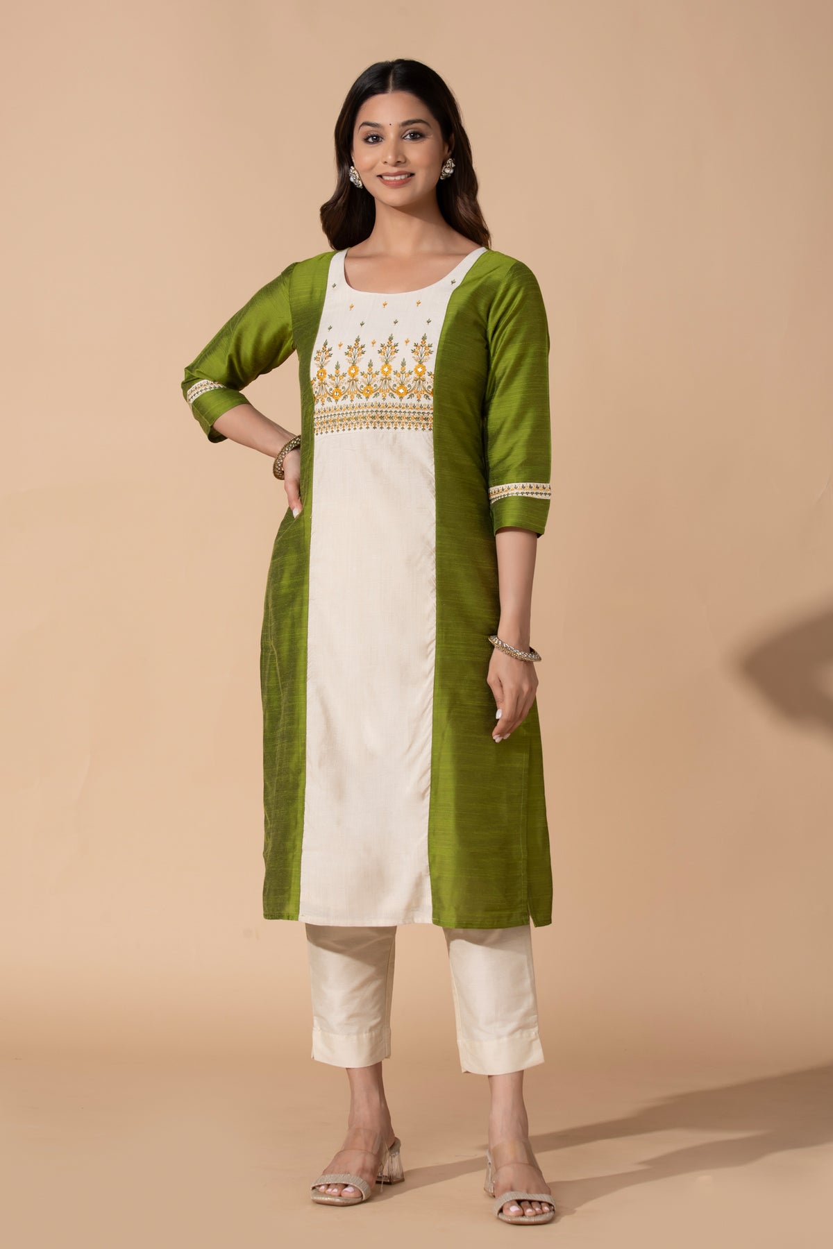 Green Floral Embroidered Straight Kurta