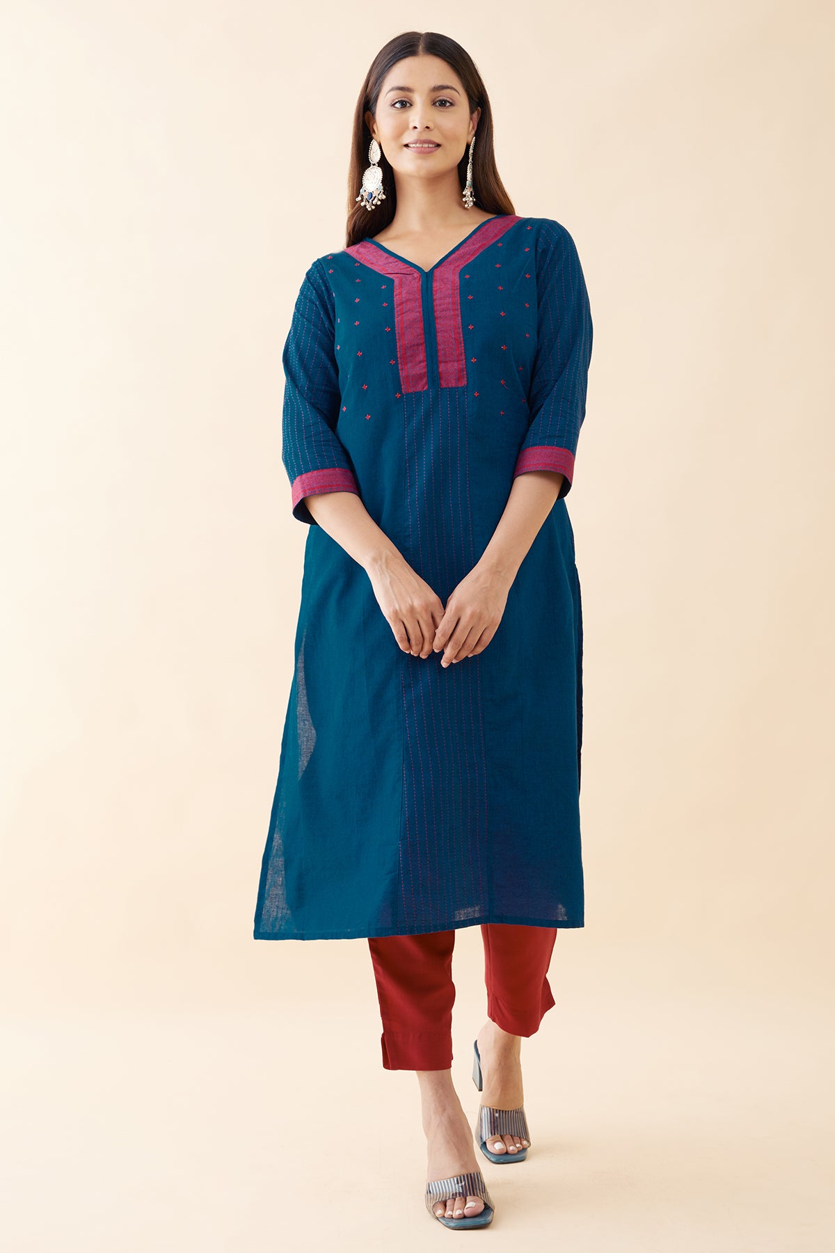 Dobby Weave Embroidered Kurta - Blue