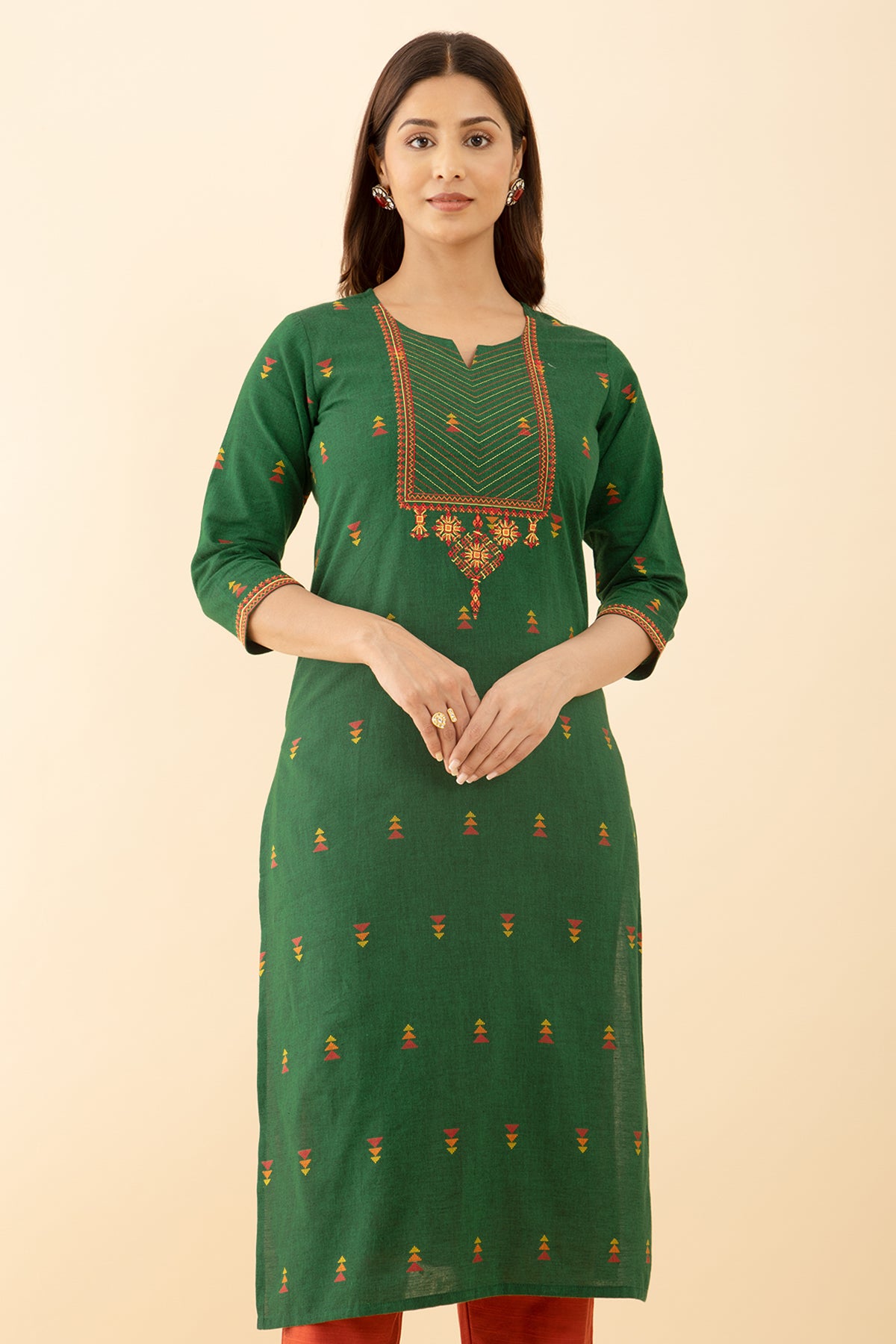 Green Dobby Kurta Exquisite Embroidery Captivating Design