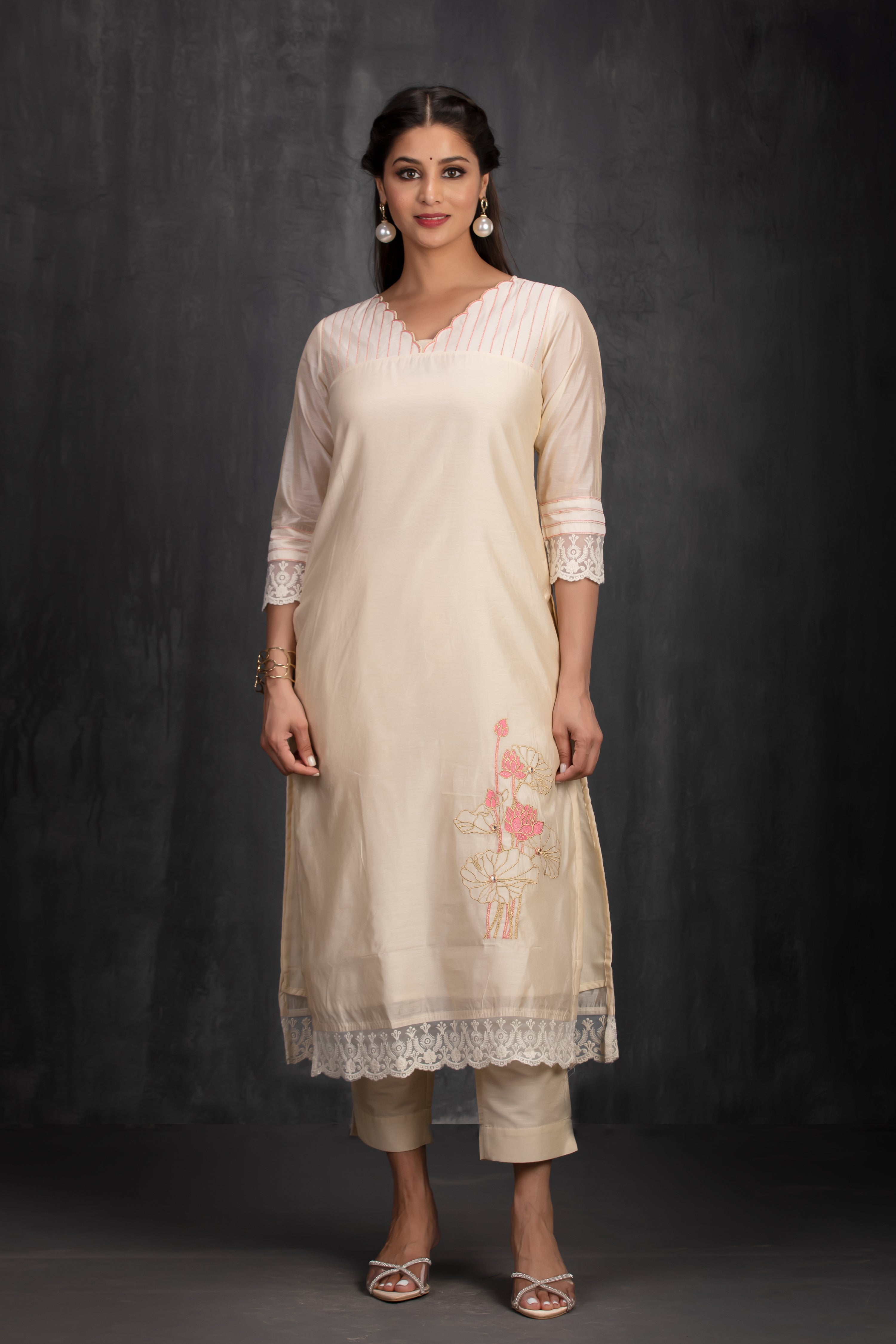 Off-White Chanderi Cotton Kurta with Embroidered Yoke