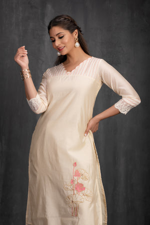 Off-White Chanderi Cotton Kurta with Embroidered Yoke