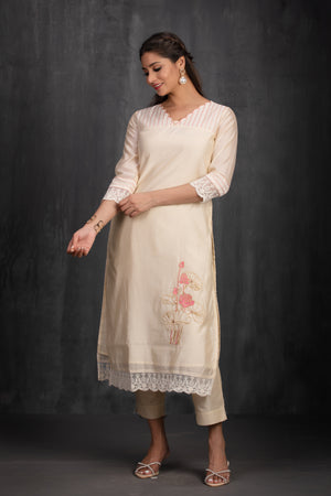 Off-White Chanderi Cotton Kurta with Embroidered Yoke