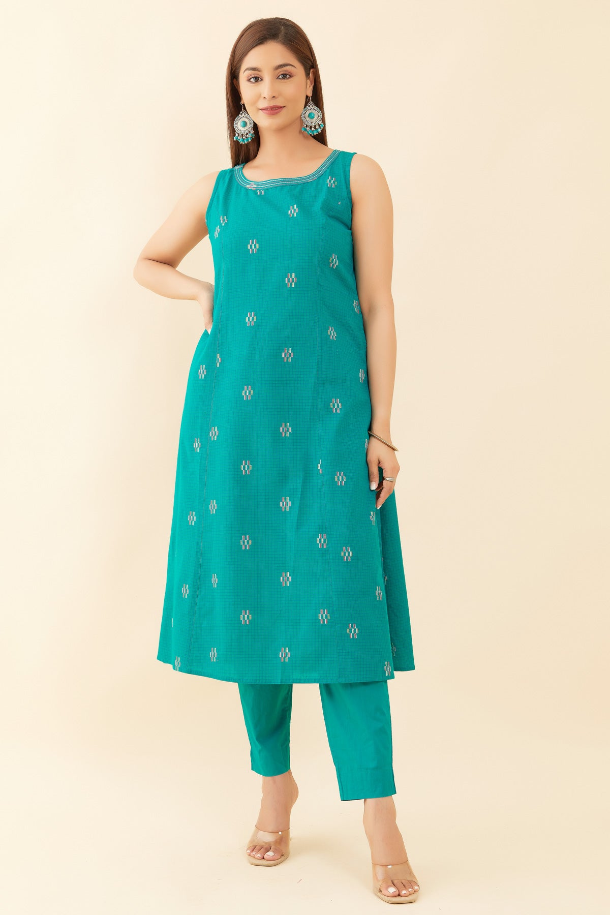All Over Geometric Dobby Weave Sleeveless A Line Kurta Green