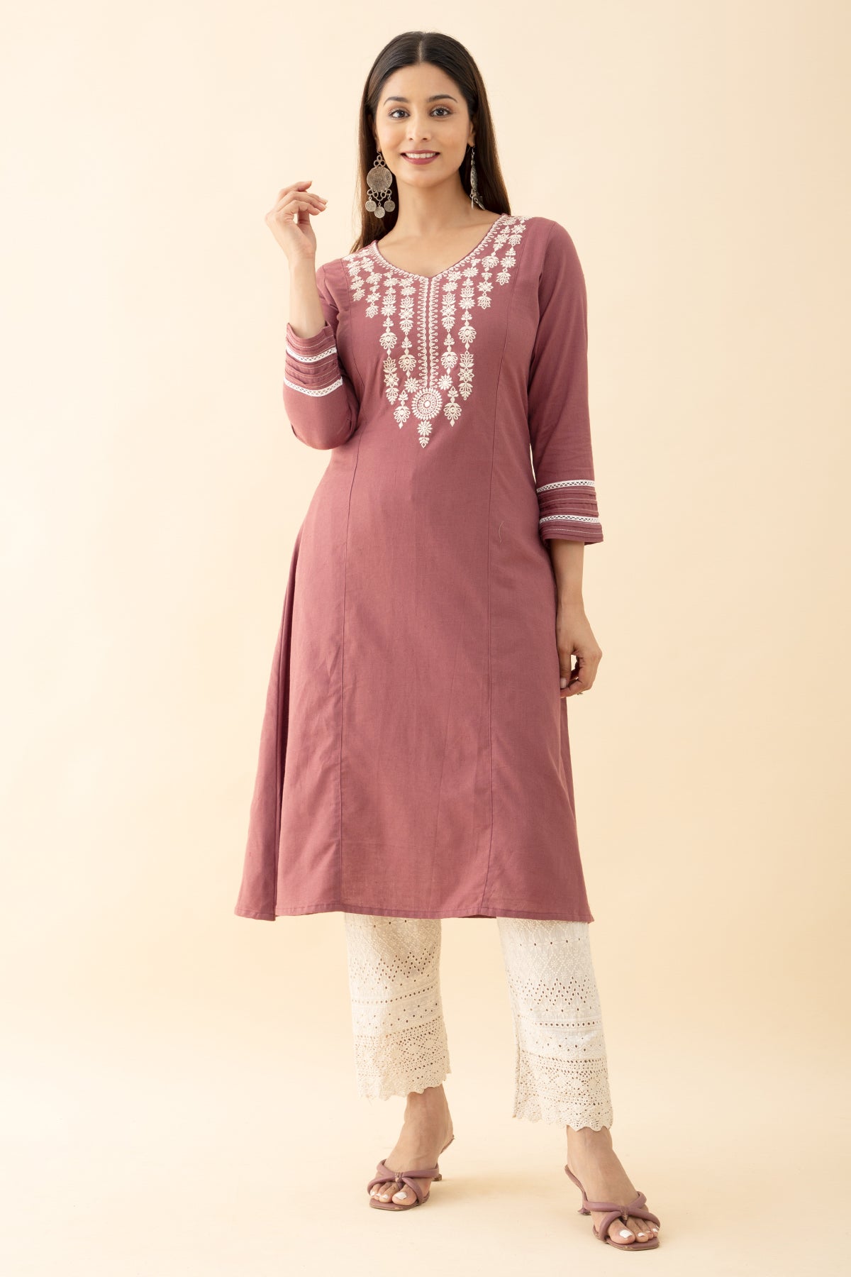 Jewel Inspired Embroidered Kurta - Maroon
