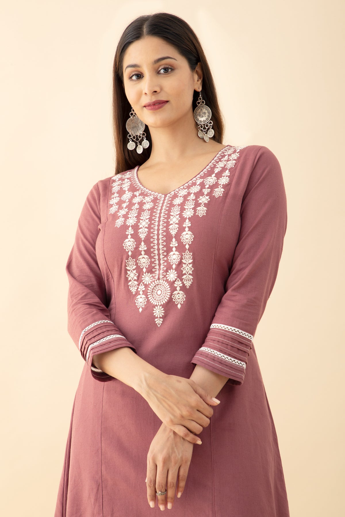 Jewel Inspired Embroidered Kurta - Maroon