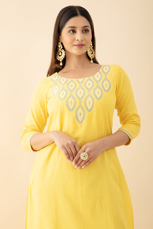 Jewel Inspired Floral Embroidered Kurta - Yellow
