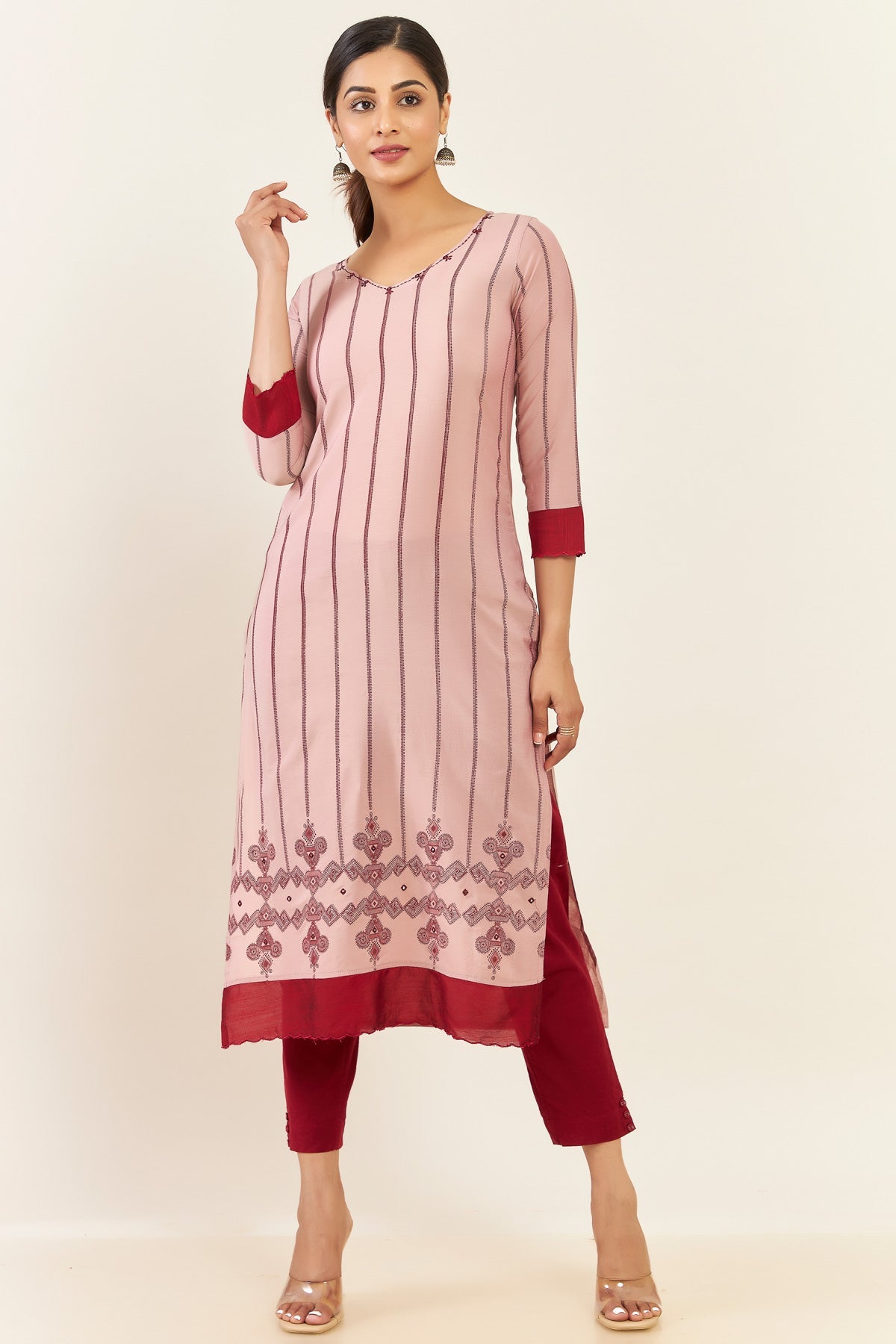 All Over Geometric Print With Contrast Scallop Kurta Pink