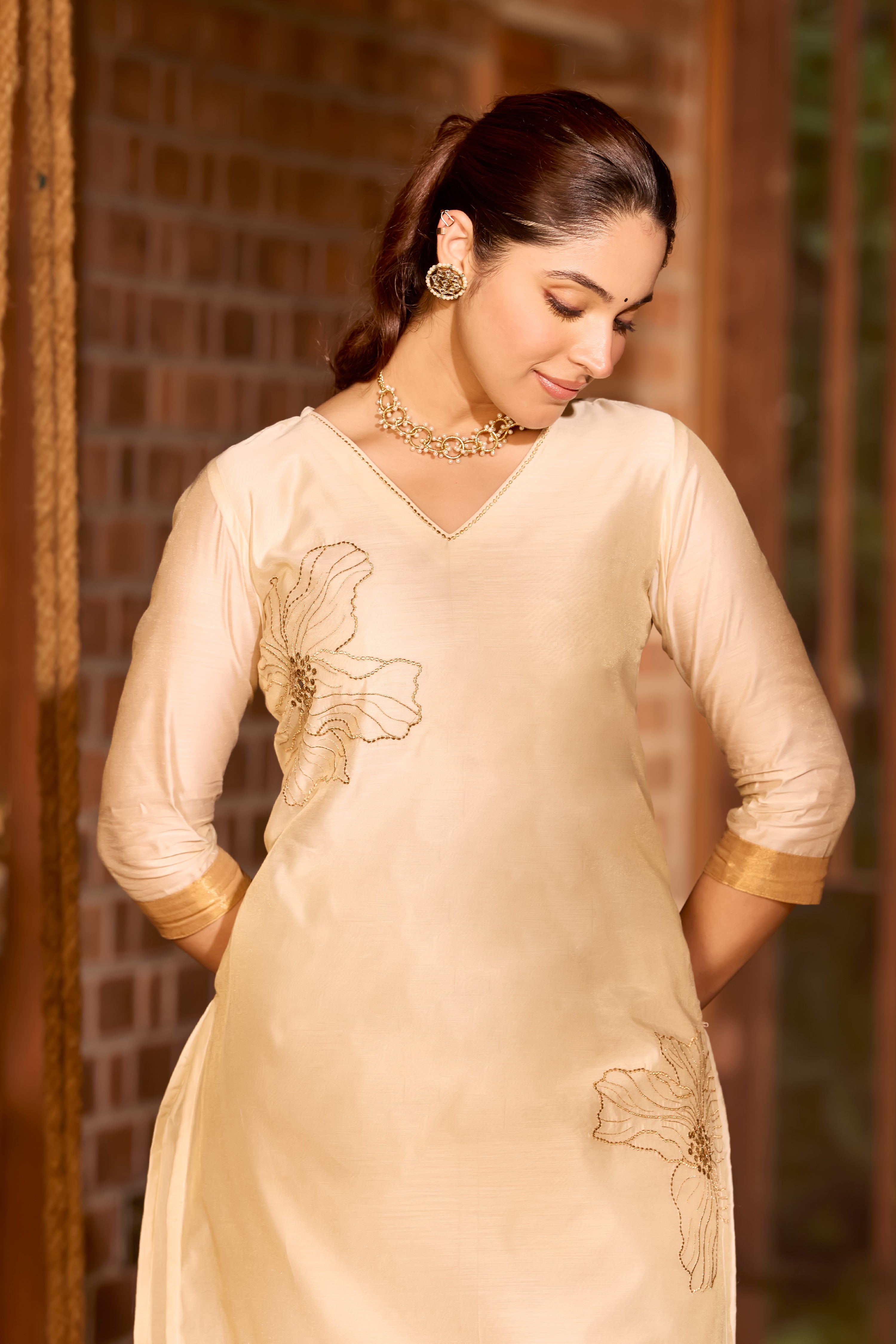Off-White & Golden Chanderi Kurta with Kasavu Detailing