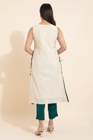 Kathakali Printed Layered Kurta with Side Tie-up - Off-white & Green