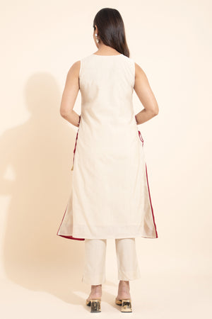 Kathakali Printed Layered Kurta with Side Tie-up - Off-white & Red