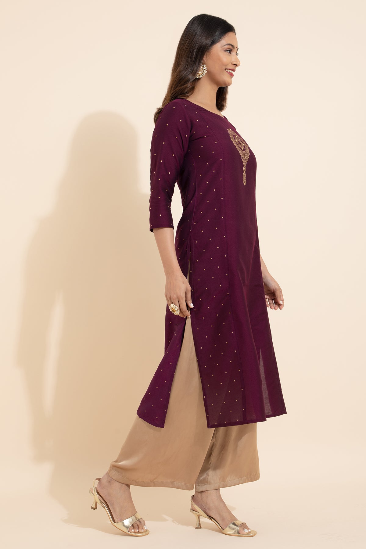 Vaalkannadi Printed Kurta - Burgundy