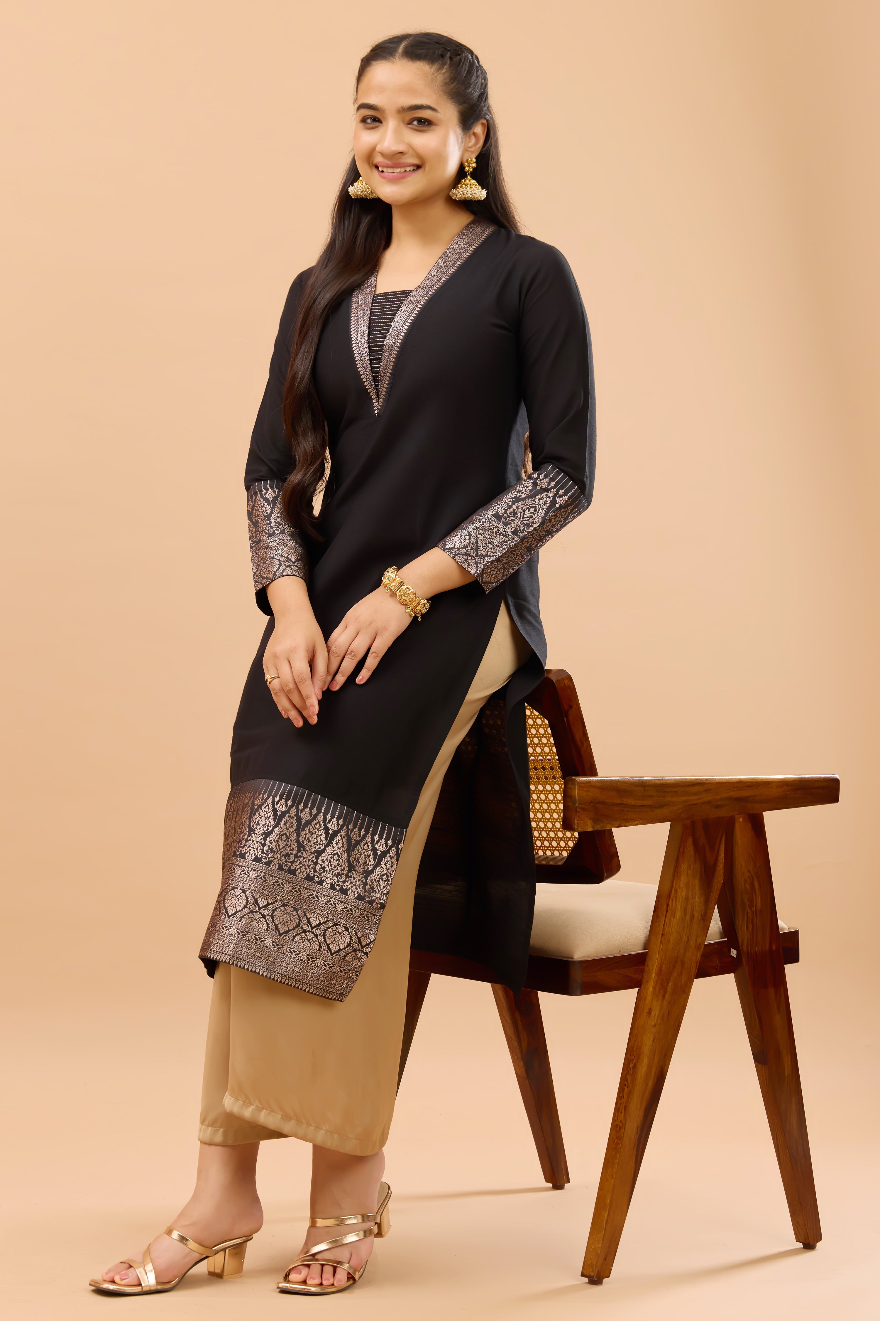 Black Embroidered Kurta with Zari Border