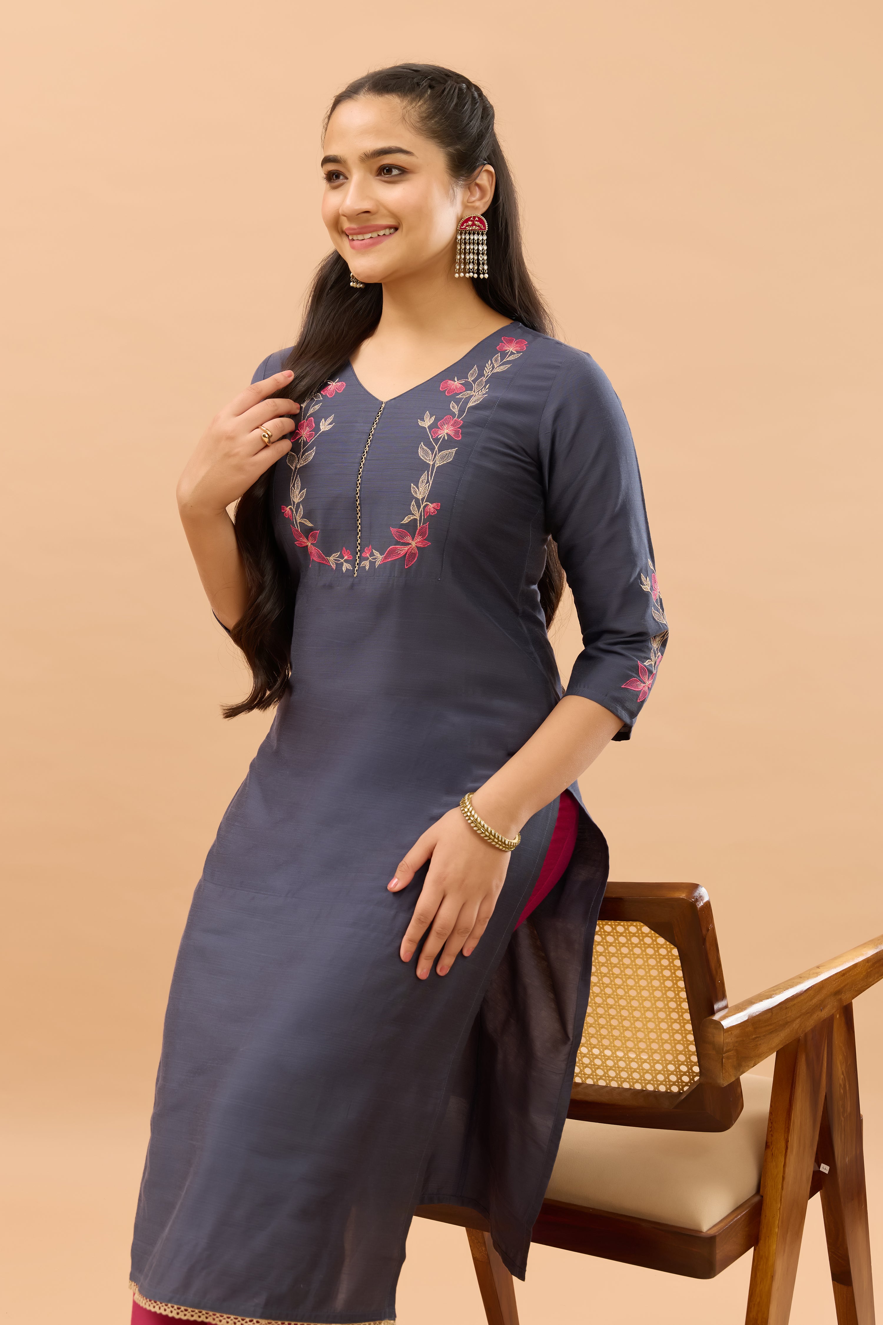 Floral Placement Embroidered Grey Kurta