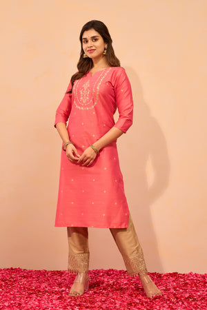 Jewel Inspired Floral Embroidered Kurta - Peach