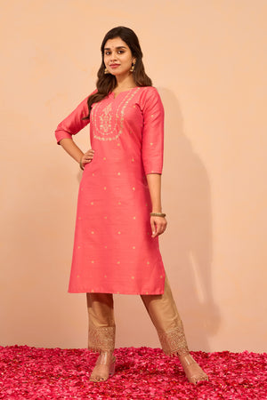 Jewel Inspired Floral Embroidered Kurta - Peach