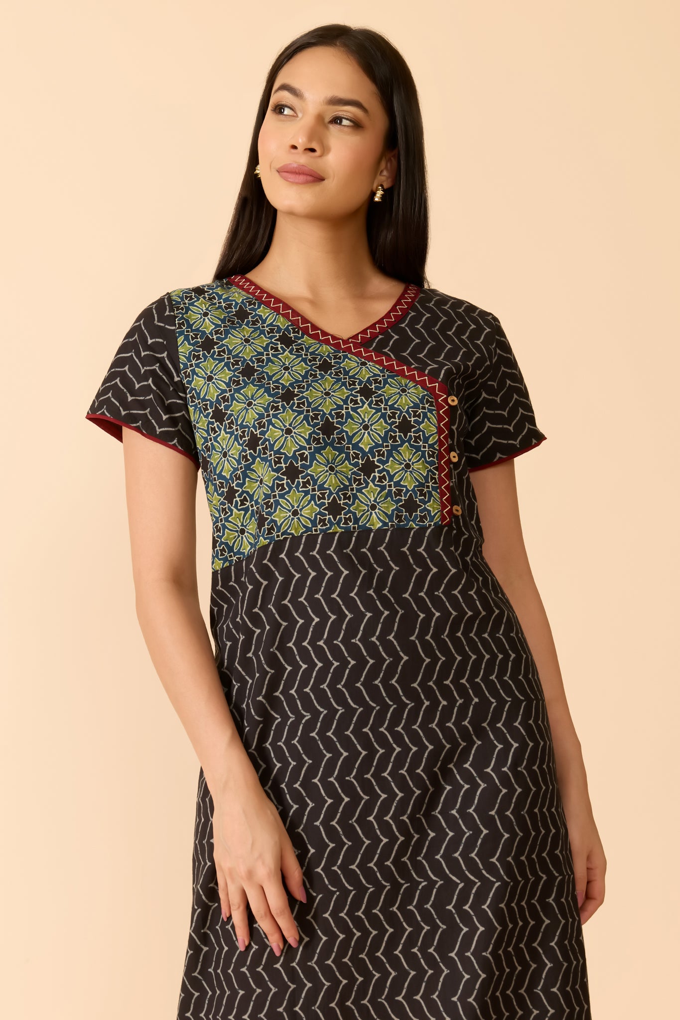 BLACK AJRAKH PRINTED COTTON NIGHTWEAR