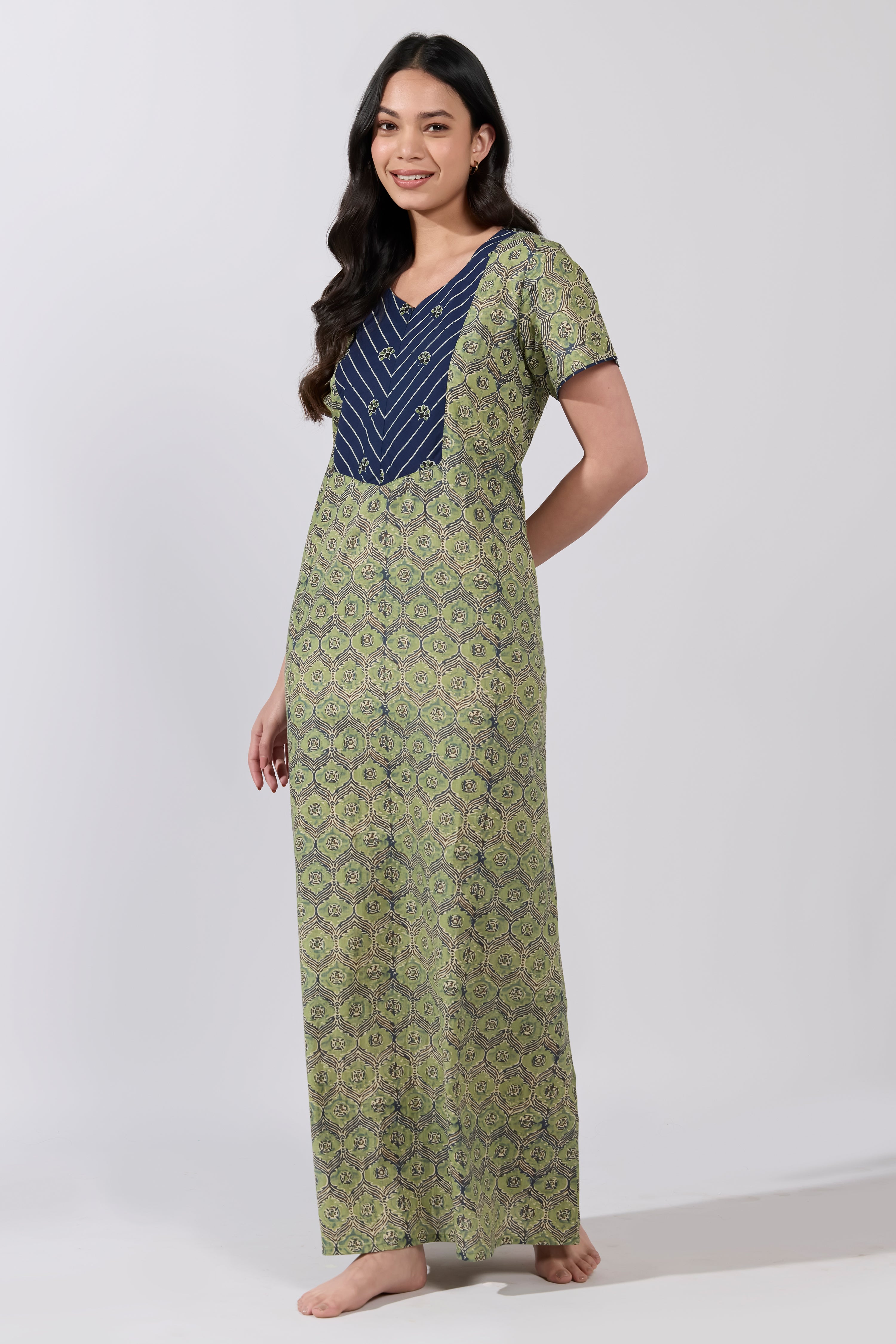 Green Ogee Printed Cotton Nightwear