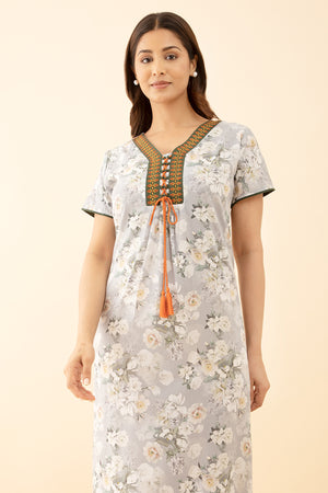Ditsy Printed Beige Nighty Floral Style