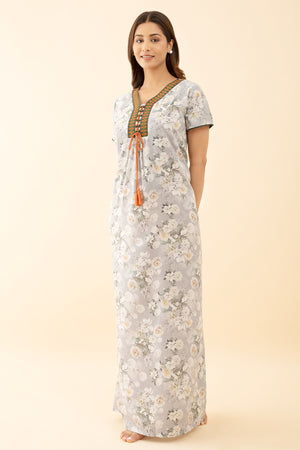 Ditsy Printed Beige Nighty Floral Style