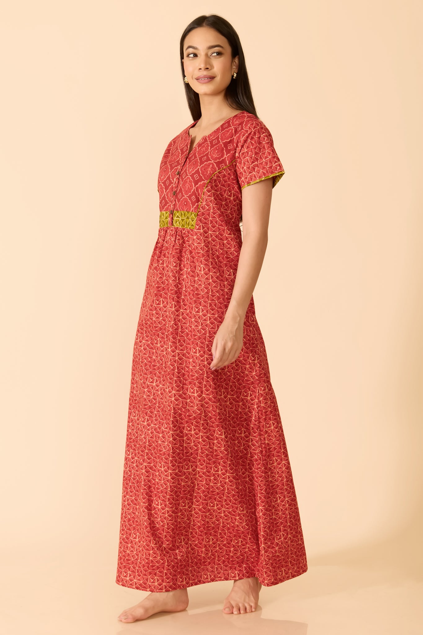 RED GEOMETRIC COTTON NIGHTWEAR WITH FLORAL YOKE