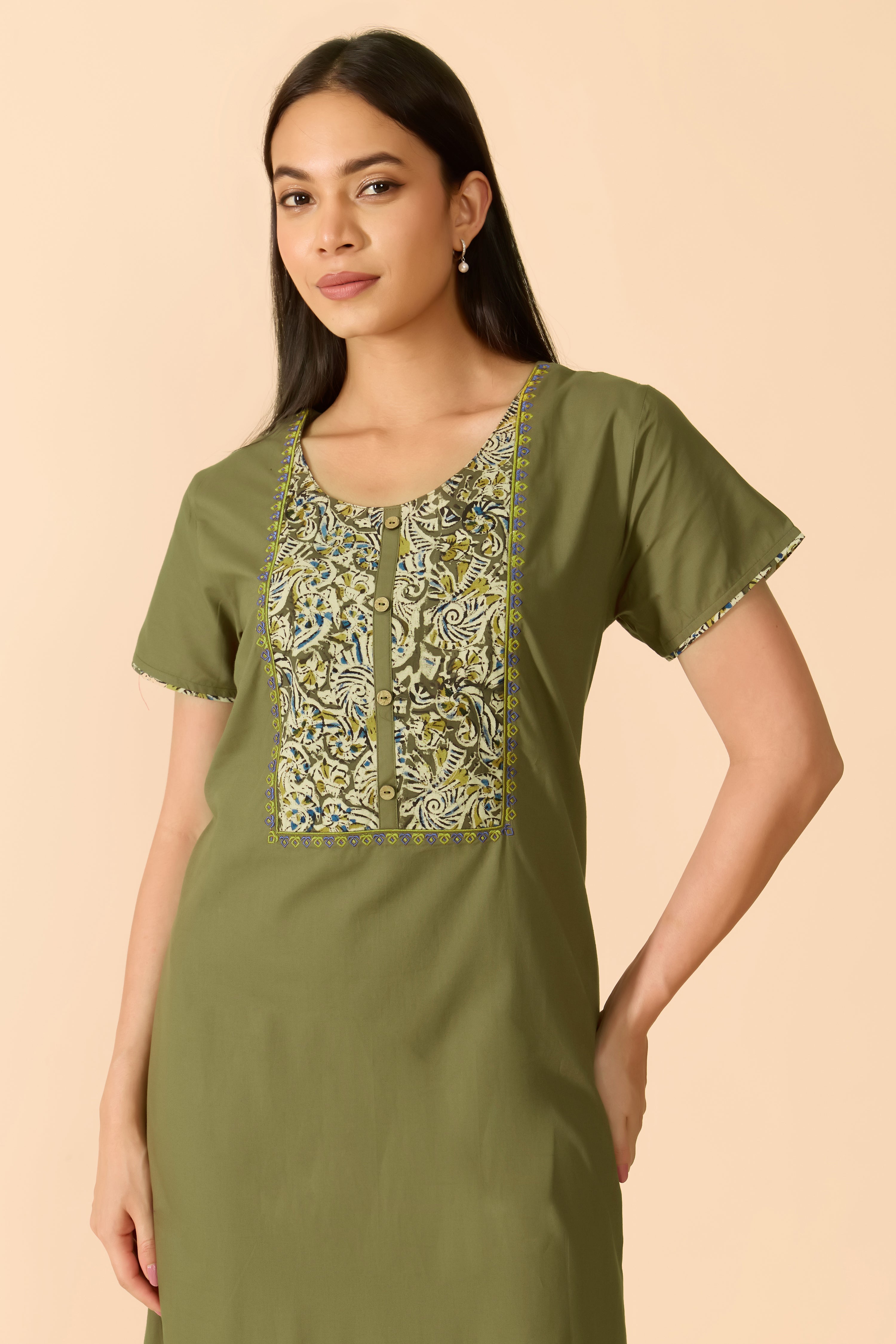 GREEN SOLID COTTON NIGHTWEAR