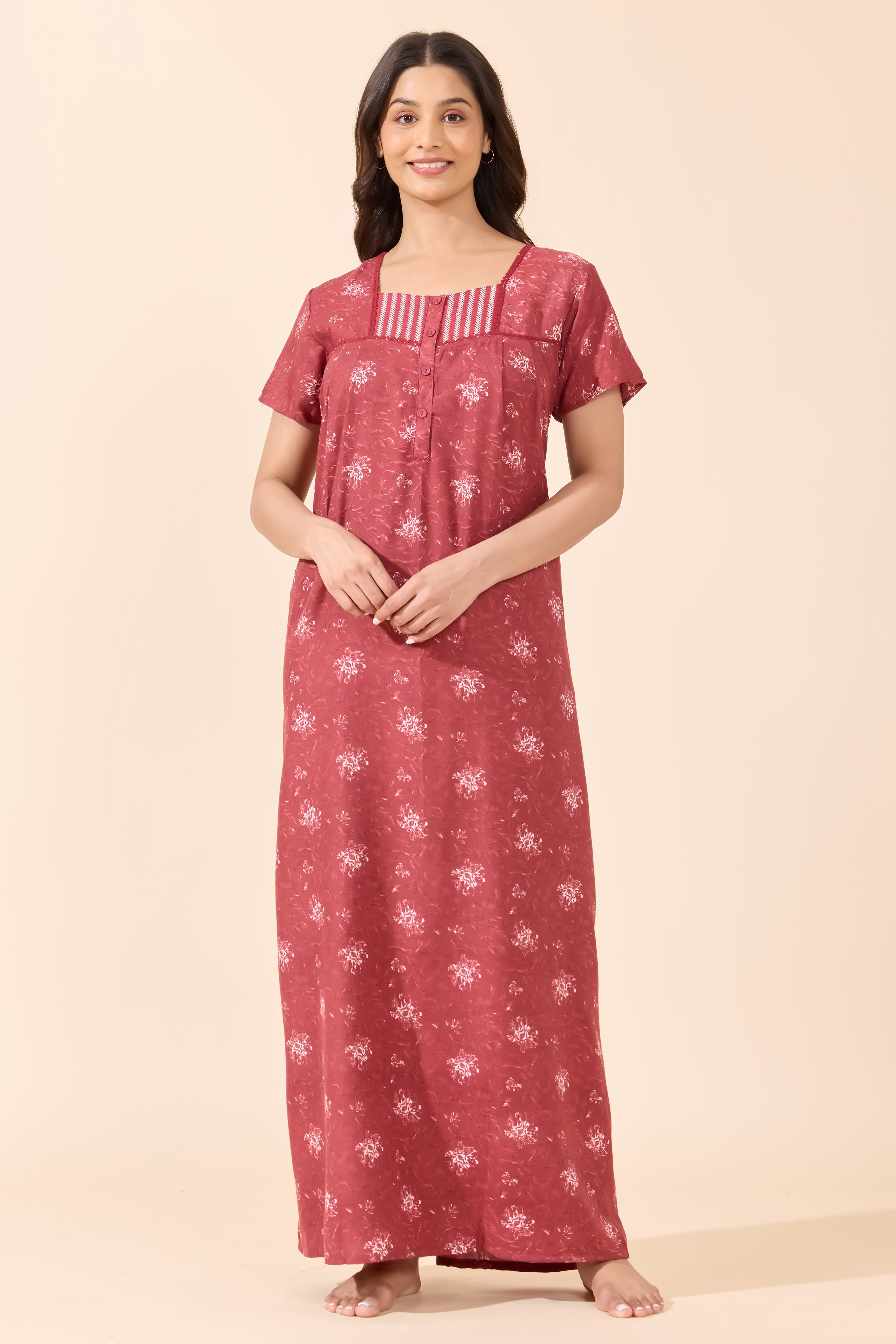 Red Damask Printed Cotton Nightwear
