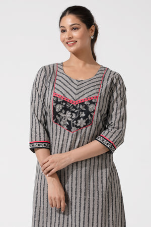 Printed Cotton Nightwear with Floral Yoke & 3/4th sleeves-Gray