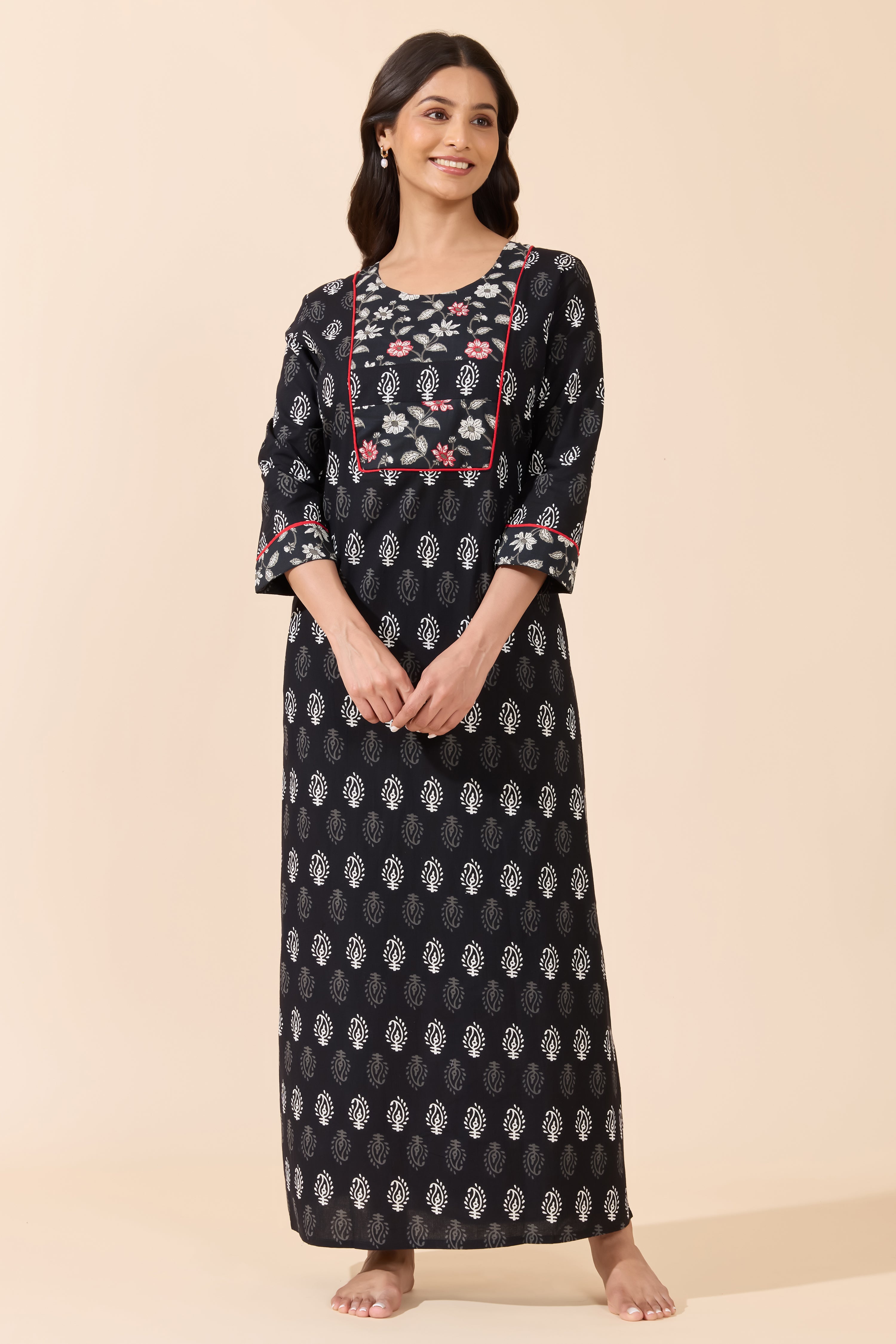 Black Paisley Printed Cotton Nightwear