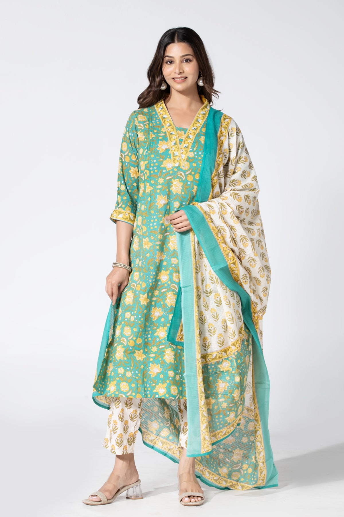 Floral Printed Green & Yellow Cotton Kurtaset