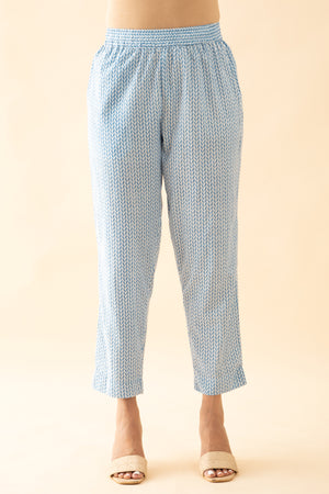 Floral Printed Cotton Kurta Set with Patchwork Yoke - Blue