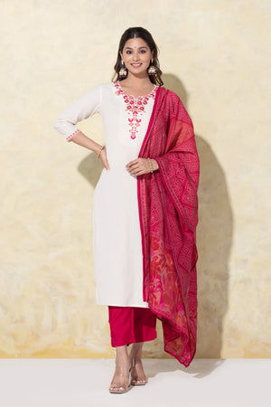 Floral Embroidered Off-White & Magenta Kurtaset with Printed Dupatta