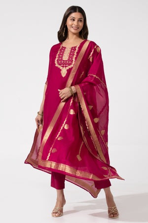 Monochrome Magenta Festive Kurtaset with Brocade Dupatta
