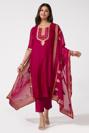 Monochrome Magenta Festive Kurtaset with Brocade Dupatta