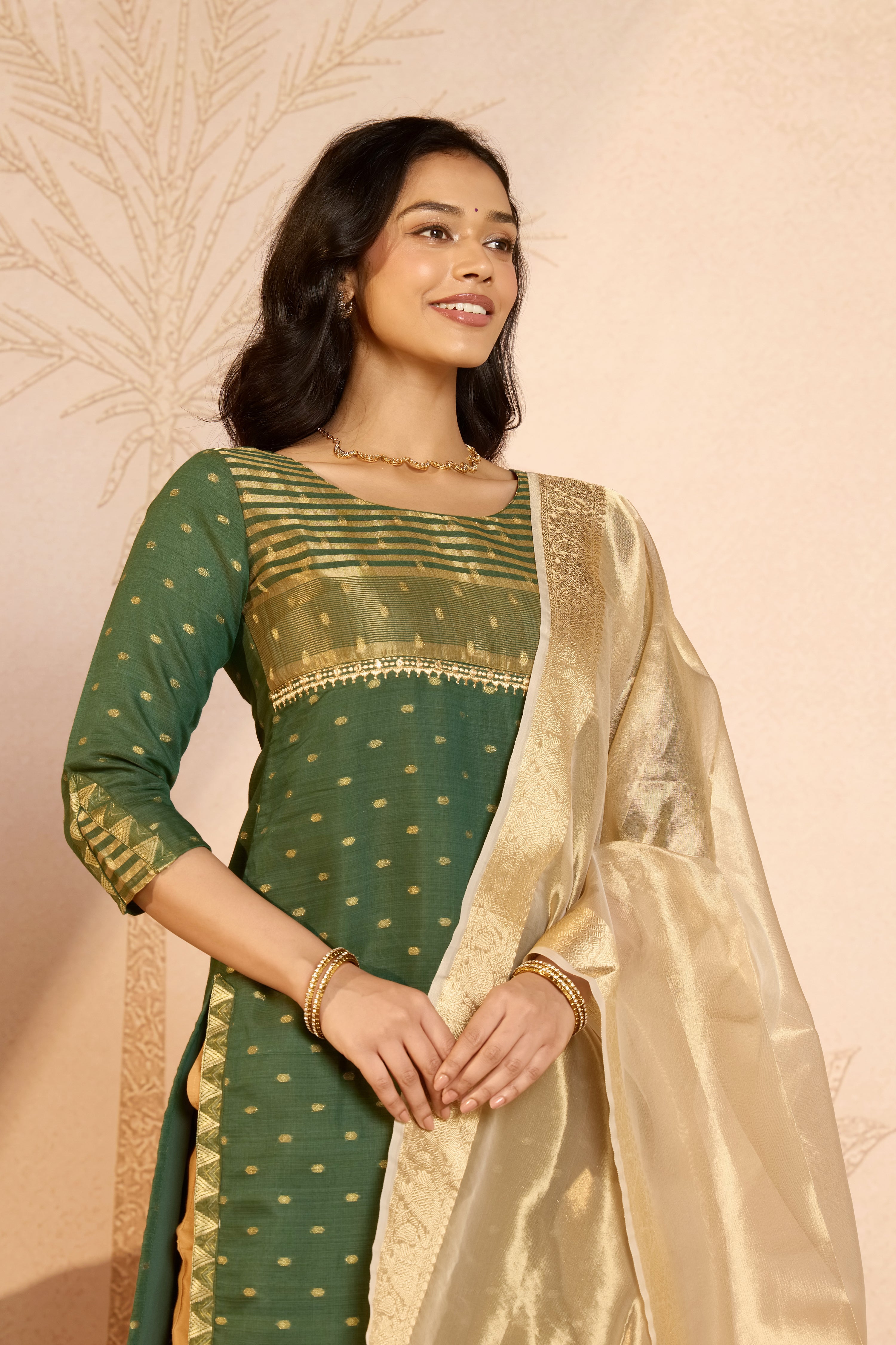 Green Kathakali Embroidered Chanderi Dobby Kurta Set