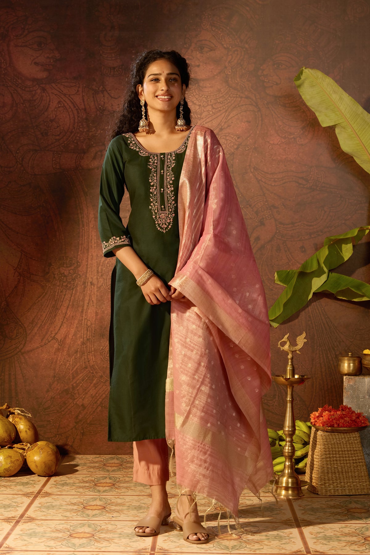 Green Floral Embroidered Straight Kurta set