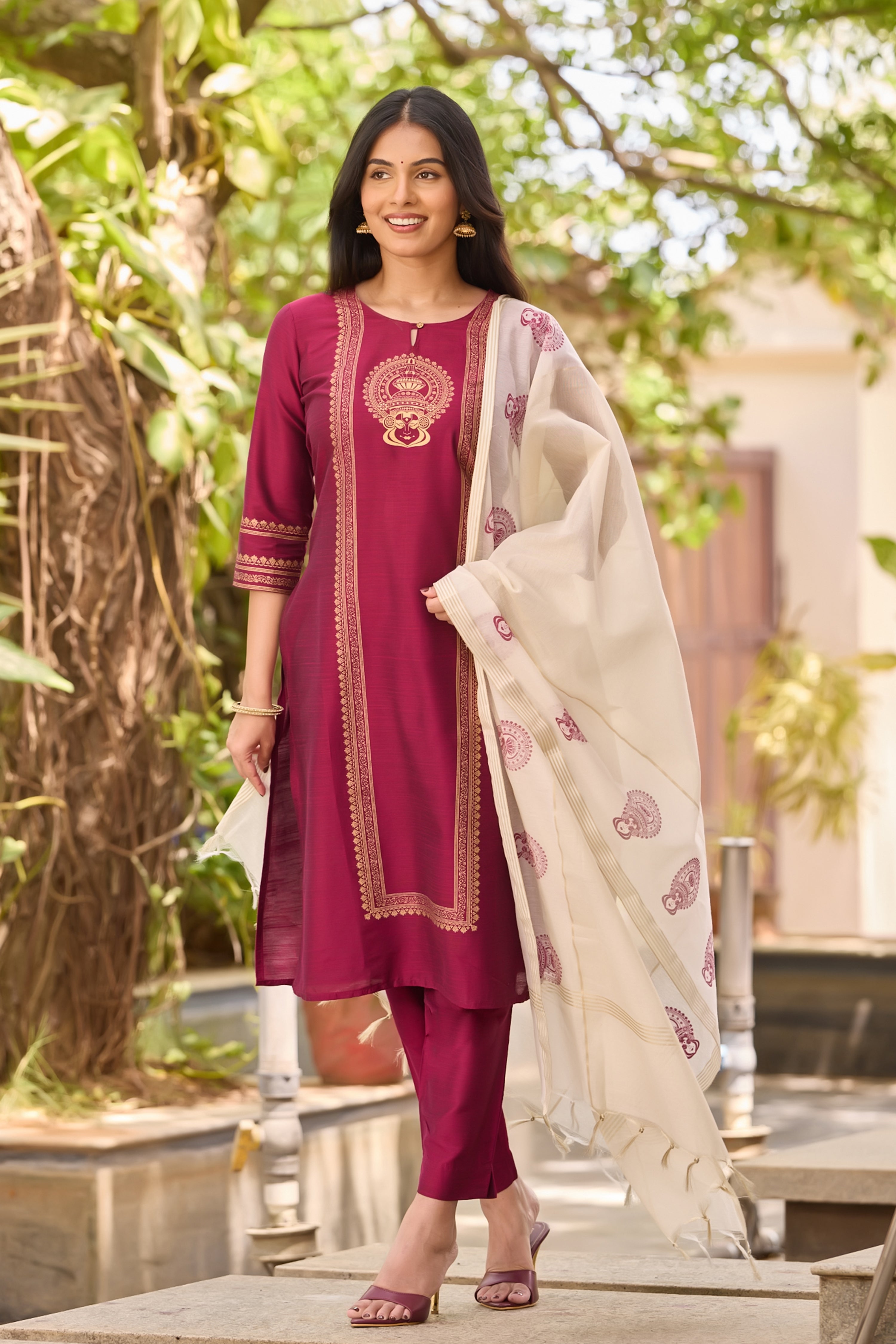 Magenta Kathakali Print Kurta Set with Off-White Tissue Dupatta