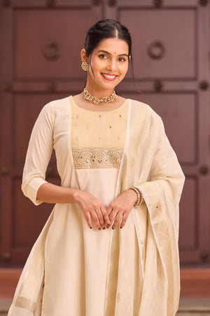 Off-White Mulmul Kurta Set with Kasavu Style Dupatta & Embellished Yoke