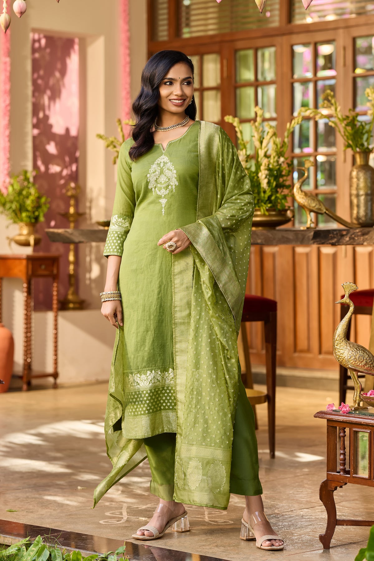 Green Bird Embroidered Straight Kurta Set With Chanderi Dupatta